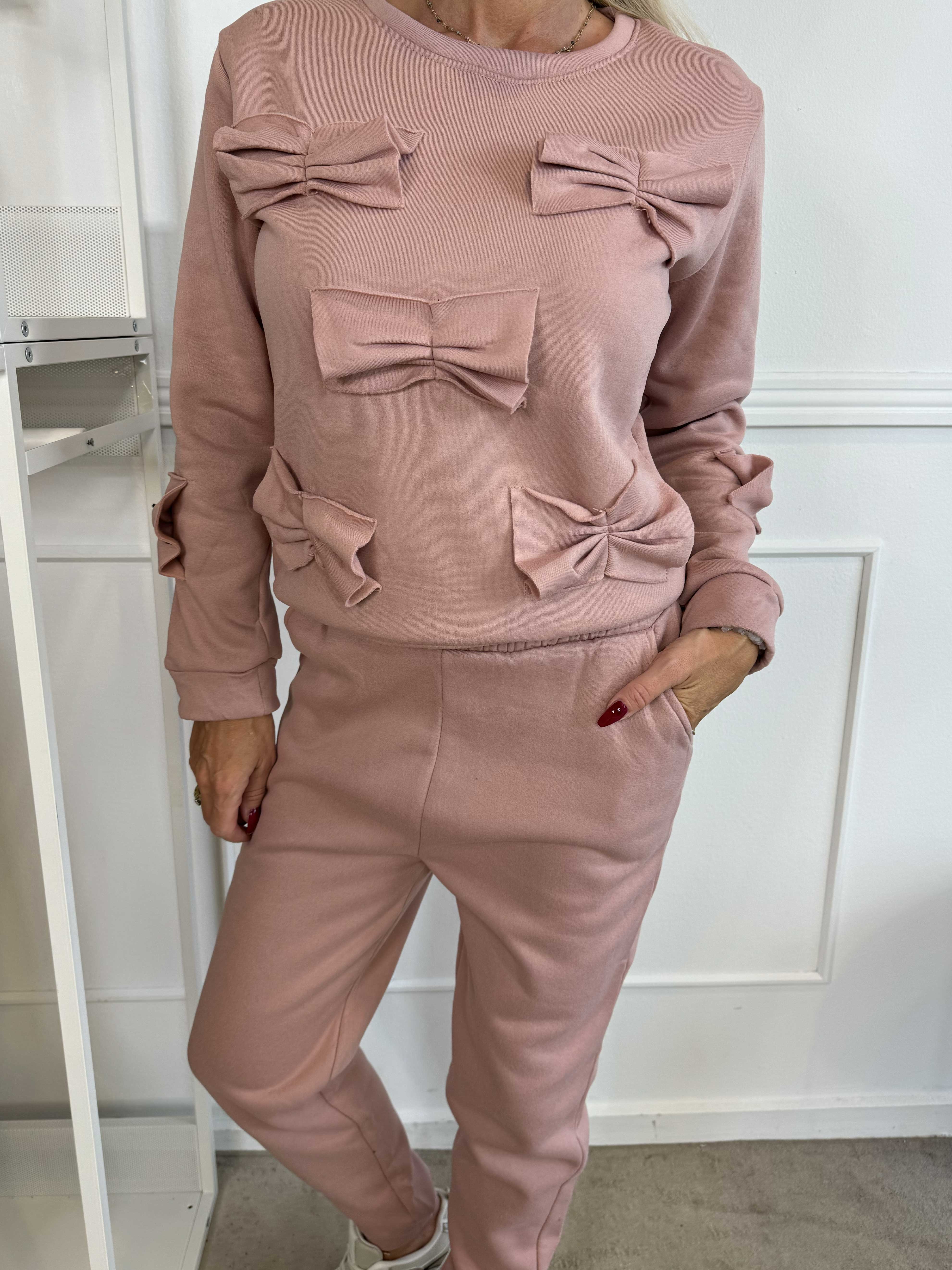 Yeva - Joggingsæt med små sløjfer